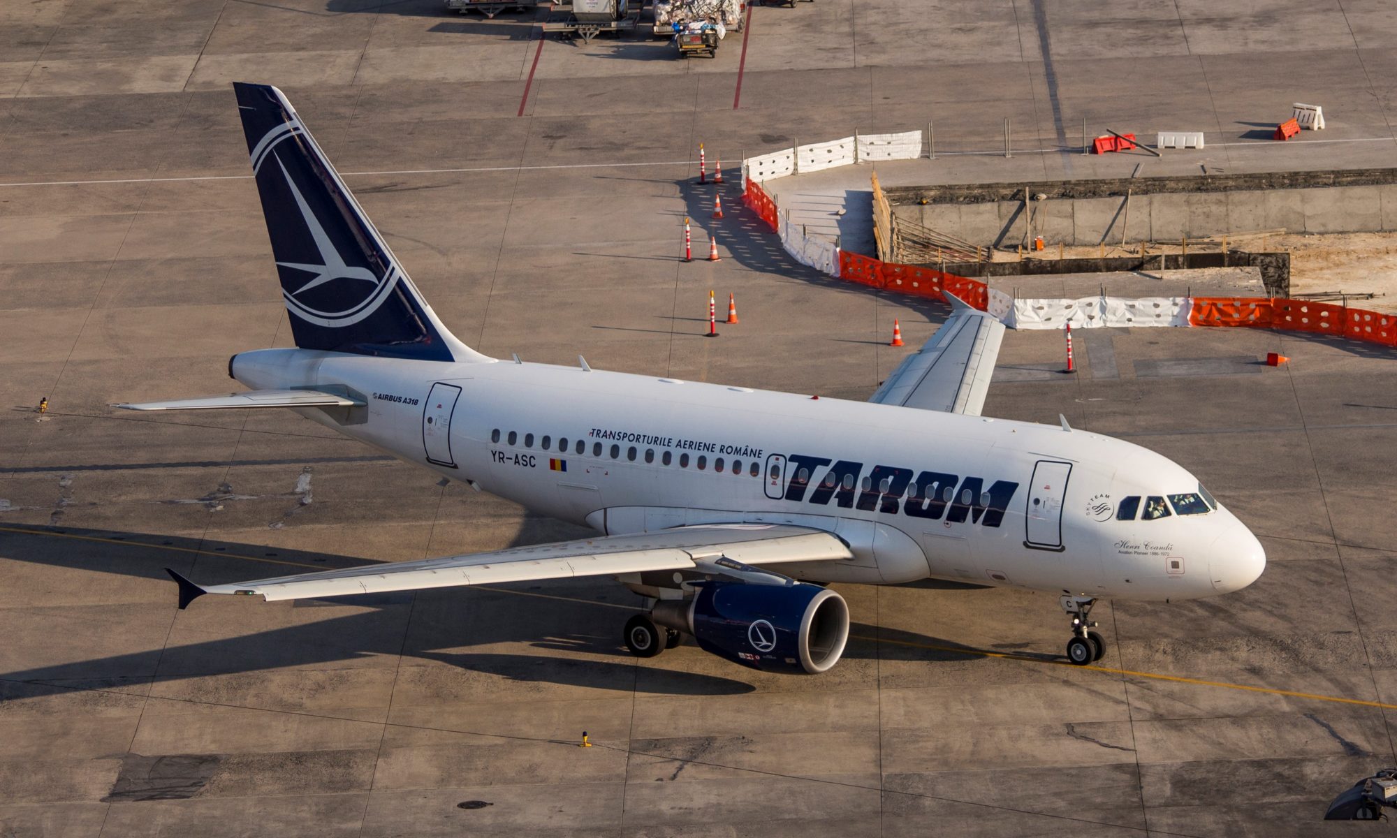 TAROM suplimentează zborurile spre Madrid și Amsterdam