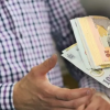 Se caută asistenți sociali în România. Ce salarii oferă statul și unde sunt posturile disponibile