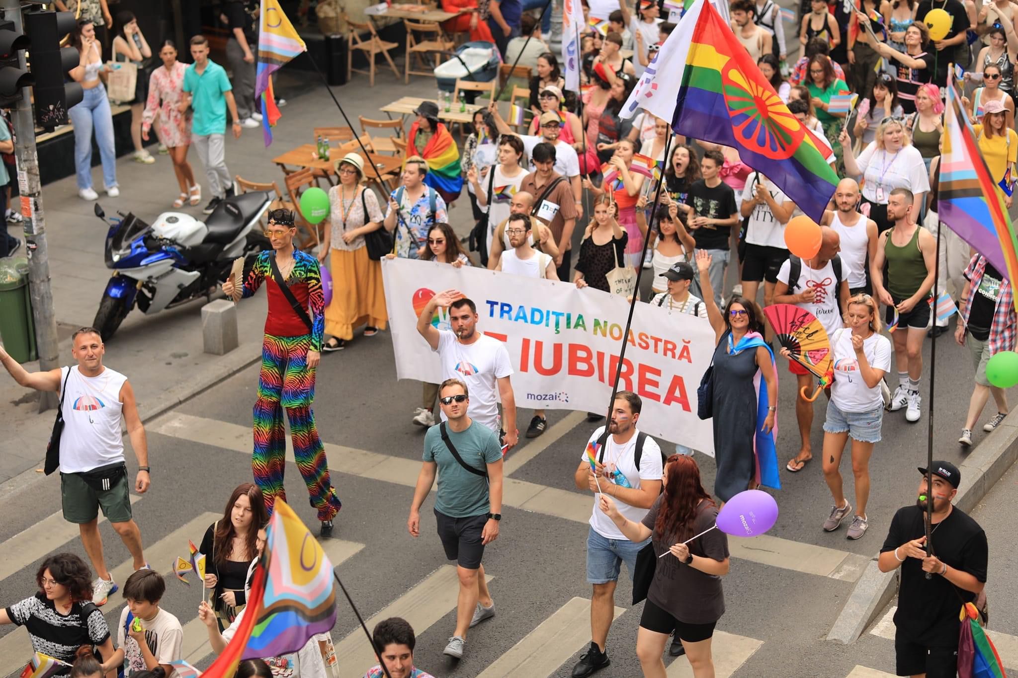 1500 de oameni în stradă pentru legalizarea parteneriatelor civile