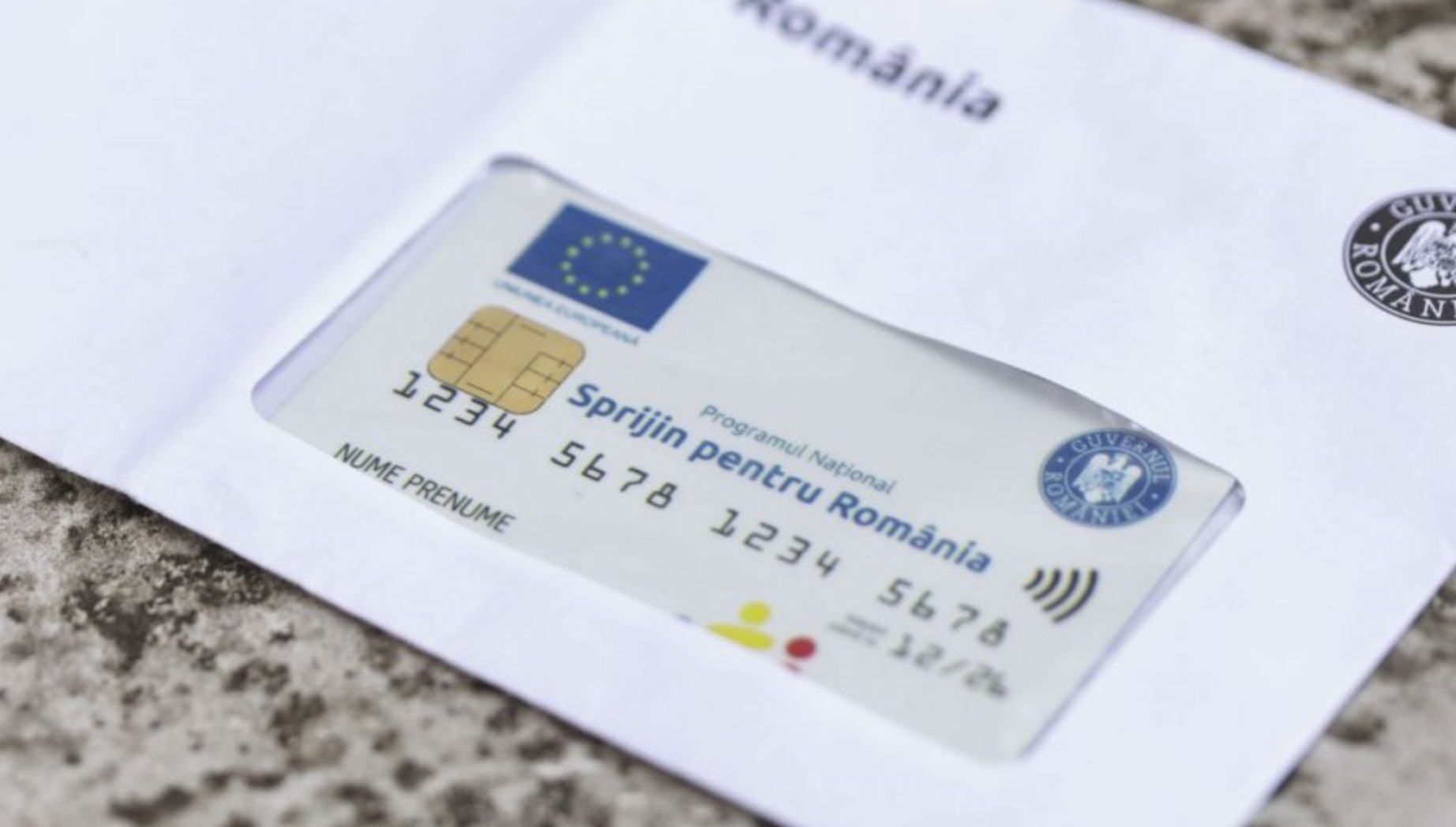 S-a schimbat data la care vor intra banii pe cardurile sociale. Decizie neașteptată de români