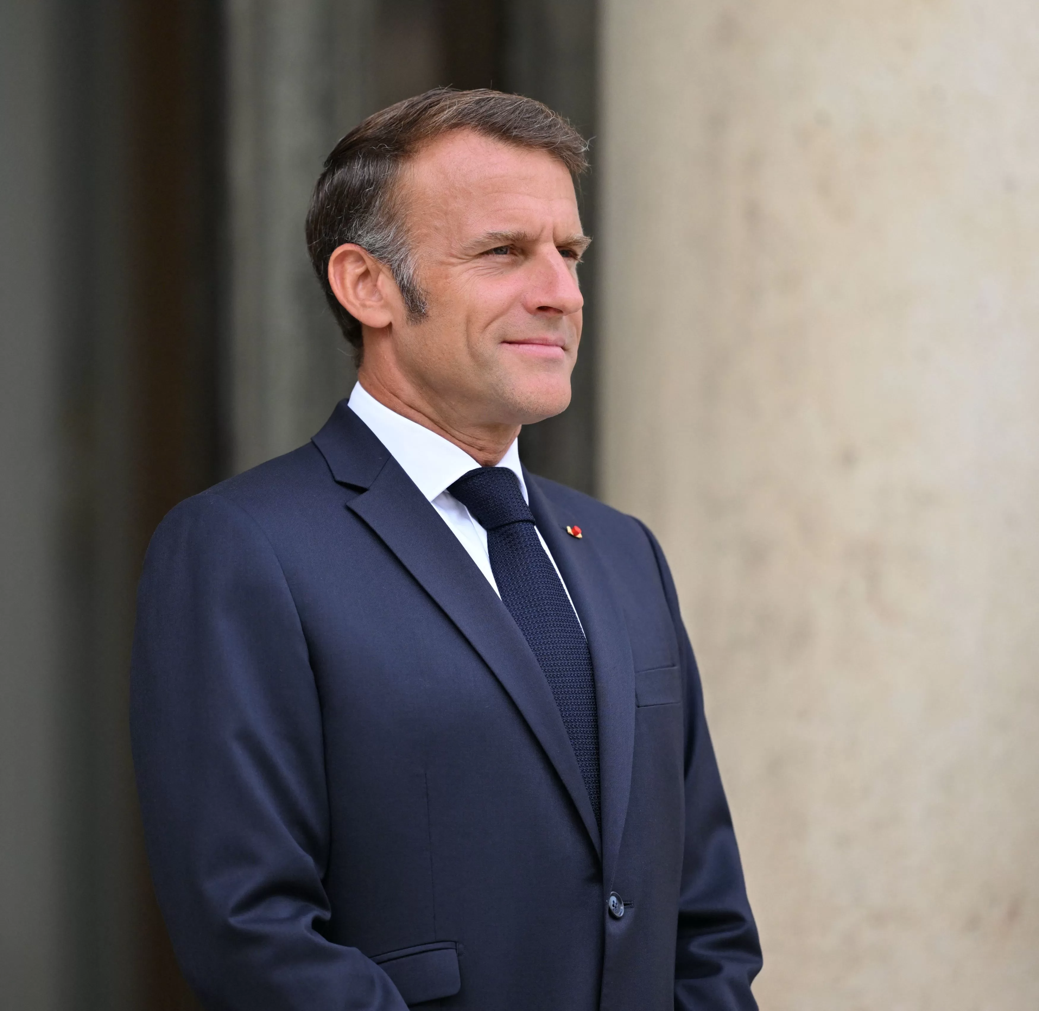 Asta mai lipsea. Românii sunt uluiți de decizia lui Emmanuel Macron. Fără precedent