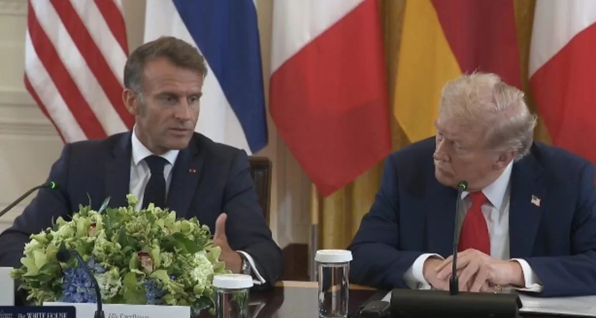 Un microfon uitat deschis a dat totul pe față. Ce i-a spus Trump lui Macron atunci când credea că nu îl aude nimeni
